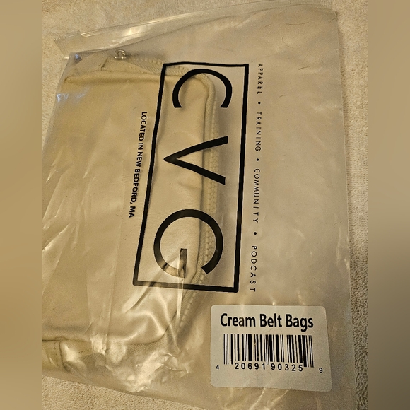 Constantly Varied Gear Cream Belt Bag, New - Picture 2 of 3